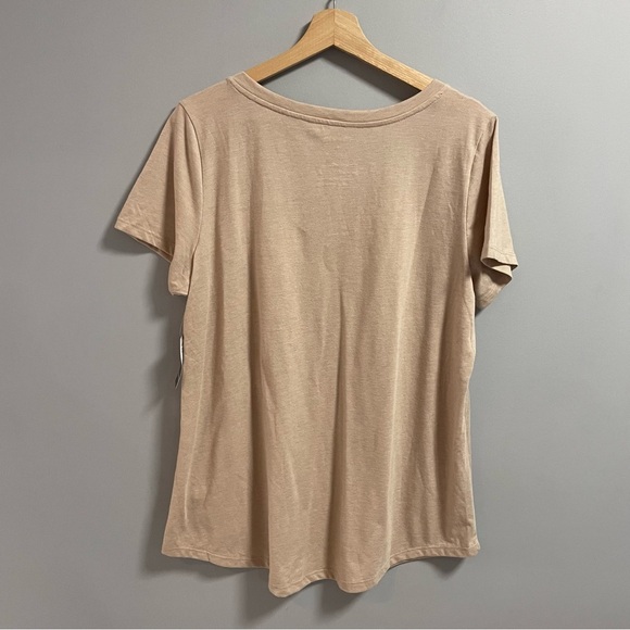 Torrid Classic Tee - Picture 2 of 4